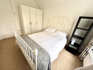 Photo 16- click for photo gallery